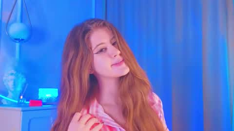 Hello  im Barbara online show from October 9, 2025, 8:12 am
