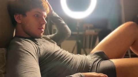 Christopher online show from November 3, 2025, 7:53 am