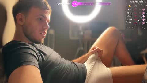 Christopher online show from December 22, 2025, 8:50 pm