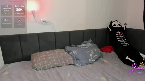 christyw3b online show from March 27, 2026, 11:21 am