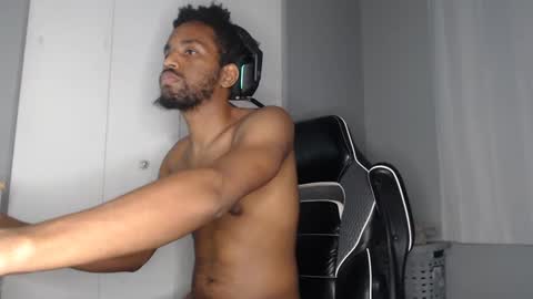 Snapshot of chrisvacherx chatting on December 11, 2024, 7:57 pm ChrisVacherx online show from December 11, 2024, 7:57 pm