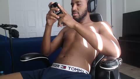 Snapshot of chrisvacherx chatting on September 27, 2025, 5:18 pm ChrisVacherx online show from September 27, 2025, 5:18 pm