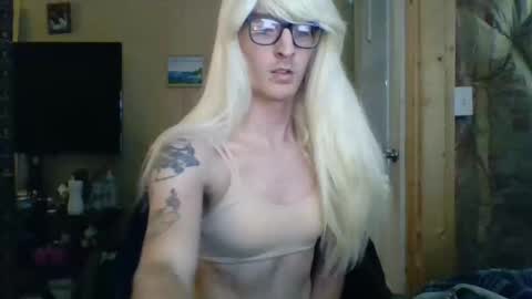 chrisvibess online show from May 13, 2026, 3:09 pm
