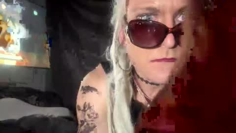 chrisxrosssissy online show from April 29, 2026, 3:21 am