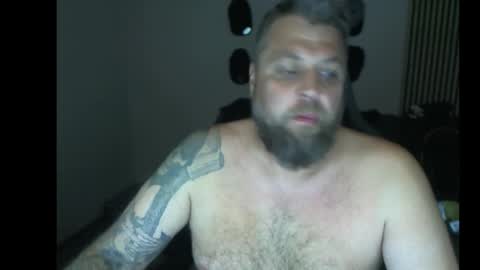 Snapshot of chrizz80 chatting on October 20, 2025, 11:16 pm Chrizz online show from October 20, 2025, 11:16 pm