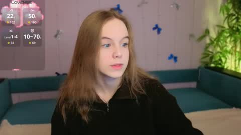 EvaBlonde TayaBrunette EliieBlack hair online show from January 18, 2026, 8:51 am