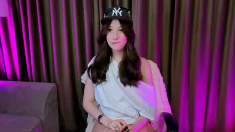 Eva online show from June 15, 2026, 6:43 pm