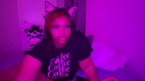 EmberEssence online show from October 2, 2025, 3:35 am