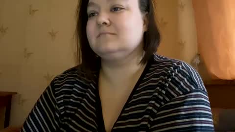 Snapshot of chubby__katie_ chatting on February 7, 2025, 6:24 am Kat online show from February 7, 2025, 6:24 am