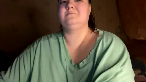 Snapshot of chubby__katie_ chatting on February 18, 2025, 3:32 pm Kat online show from February 18, 2025, 3:32 pm