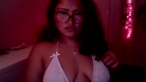 chubbybunnyxoxo222 online show from July 23, 2026, 5:27 am