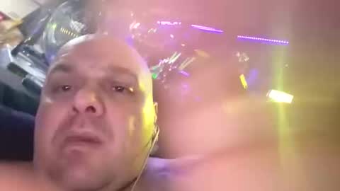 Snapshot of chubbyissy chatting on October 25, 2025, 7:05 am Chubbydutch man online show from October 25, 2025, 7:05 am