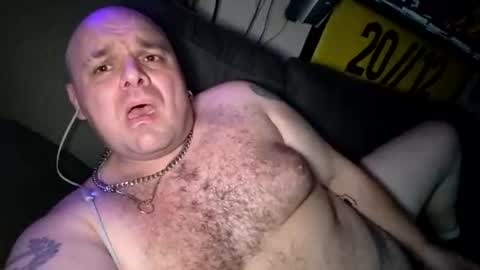 Snapshot of chubbyman44 chatting on June 10, 2026, 2:45 am chubbyman44 online show from June 10, 2026, 2:45 am