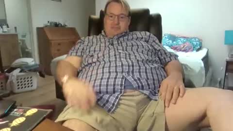 Wren online show from March 23, 2026, 12:03 am