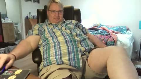 Wren online show from April 5, 2026, 10:51 pm