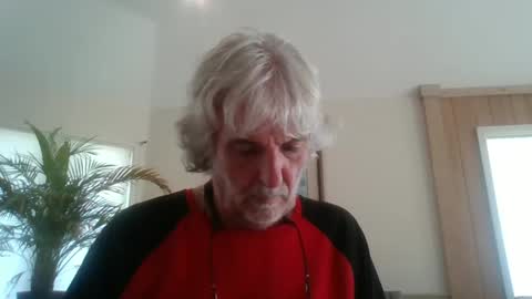 Snapshot of chuck354139 chatting on January 2, 2025, 8:35 pm chuck354139 online show from January 2, 2025, 8:35 pm