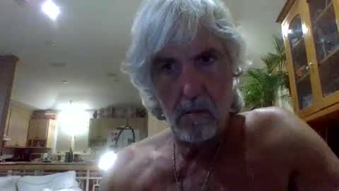 Snapshot of chuck354139 chatting on October 21, 2025, 6:03 am chuck354139 online show from October 21, 2025, 6:03 am