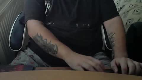 chunkisgreat online show from October 30, 2025, 3:57 pm