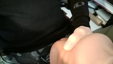 Im so cute online show from April 18, 2026, 7:58 pm