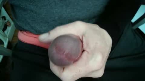 Im so cute online show from April 22, 2026, 1:52 am