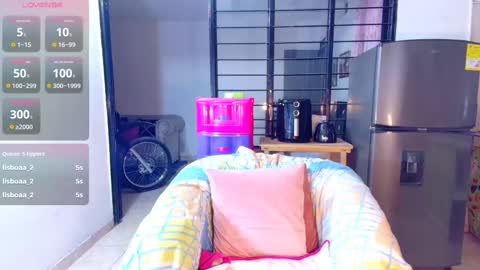 ciaraebonyxxx online show from February 15, 2025, 8:11 am