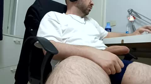 ciccioita97 online show from April 22, 2026, 8:21 pm