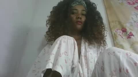 Snapshot of ciciazzhh chatting on March 2, 2026, 5:19 am ciciazzhh online show from March 2, 2026, 5:19 am