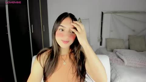 Snapshot of cieloo_ chatting on February 12, 2025, 2:43 pm CIELO online show from February 12, 2025, 2:43 pm