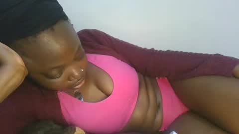 cilia petite online show from December 20, 2025, 8:32 am