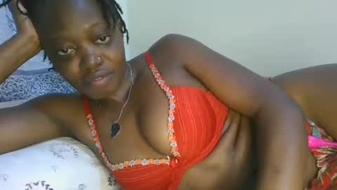 cilia petite online show from February 3, 2026, 1:04 am