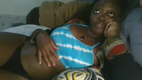 cilia petite online show from April 16, 2026, 10:12 pm