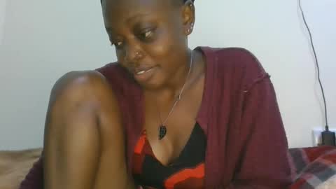Snapshot of cilia_petite chatting on April 27, 2026, 5:33 pm cilia petite online show from April 27, 2026, 5:33 pm