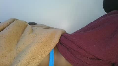 Snapshot of cilia_petite chatting on April 28, 2026, 6:35 pm cilia petite online show from April 28, 2026, 6:35 pm