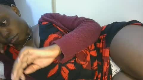 Snapshot of cilia_petite chatting on April 29, 2026, 6:03 pm cilia petite online show from April 29, 2026, 6:03 pm