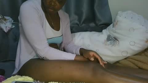 Snapshot of cilia_petite chatting on May 4, 2026, 9:05 am cilia petite online show from May 4, 2026, 9:05 am
