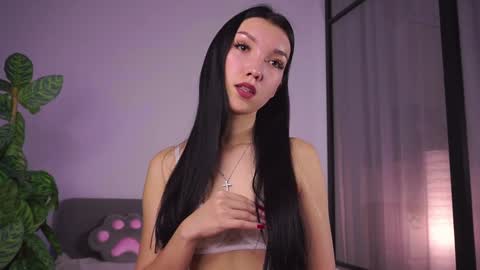 Snapshot of cinacandy chatting on November 3, 2025, 4:25 am L online show from November 3, 2025, 4:25 am