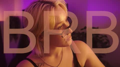 Cin Bellamy online show from October 26, 2025, 2:17 am