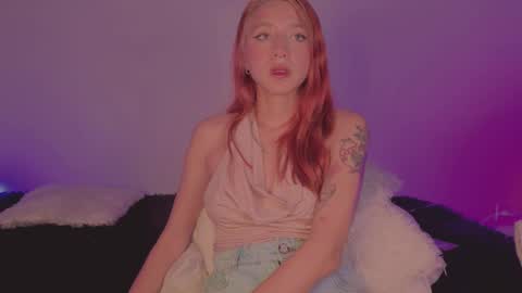 Snapshot of cinderella_lewis chatting on January 10, 2026, 3:19 am Sofi Eva and Mey online show from January 10, 2026, 3:19 am