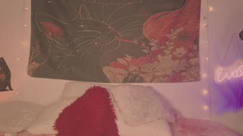 Snapshot of cinderella_lewis chatting on February 25, 2026, 4:11 am Sofi Eva and Mey online show from February 25, 2026, 4:11 am