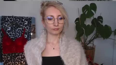 Cinderella online show from April 9, 2026, 6:02 am