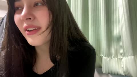 Snapshot of cindieknous chatting on May 15, 2026, 11:45 pm Lin online show from May 15, 2026, 11:45 pm