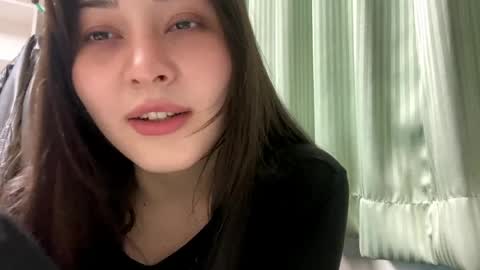 Snapshot of cindieknous chatting on May 16, 2026, 12:29 am Lin online show from May 16, 2026, 12:29 am