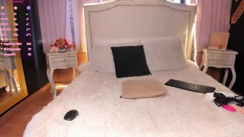 Cindy  online show from January 17, 2025, 8:00 pm