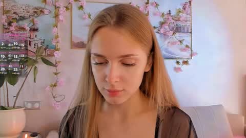 Snapshot of cindyreming chatting on October 22, 2025, 6:46 am Im Cindy online show from October 22, 2025, 6:46 am
