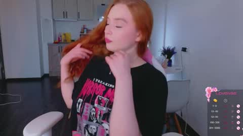 Snapshot of cinnabongirls chatting on May 4, 2026, 3:19 pm Maddy online show from May 4, 2026, 3:19 pm