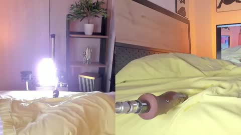 Amber online show from September 22, 2025, 8:44 pm