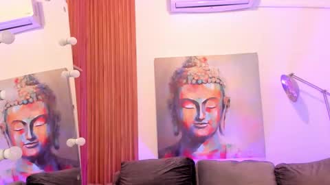 Cintia online show from December 1, 2025, 10:09 am