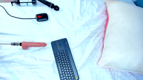 Snapshot of cintiavega chatting on February 7, 2025, 2:47 pm Cintia online show from February 7, 2025, 2:47 pm
