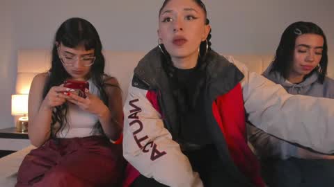 Cintya online show from January 3, 2025, 9:57 pm