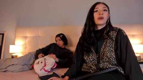 Cintya online show from January 14, 2025, 2:19 am